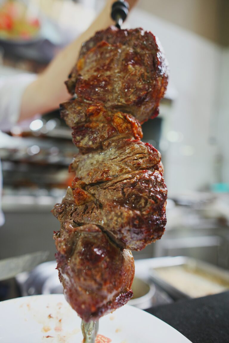 Corporate Lunch Made Simple with Bulk Delivery